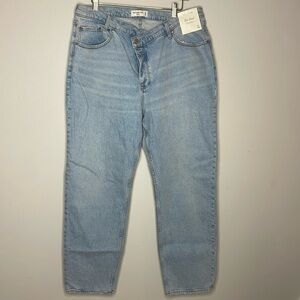 Abercrombie and Fitch The Dad High Rise Jean Size 16R